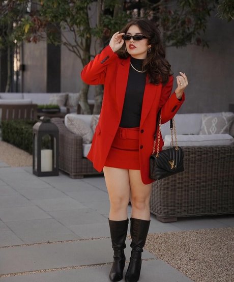 Alondra Larson Profile