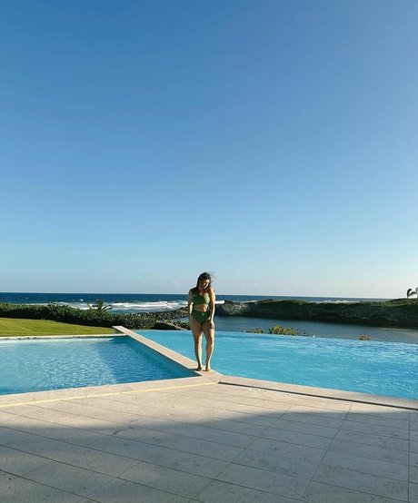 Alondra Larson nudes actress galleries