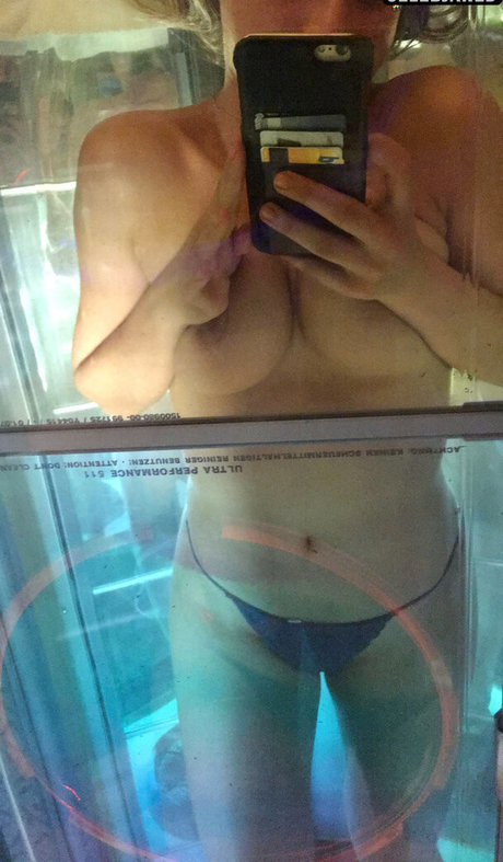 Jenna Zolla nice actress img