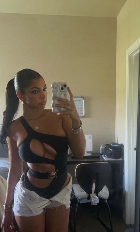 Yalibarel pornstar high quality image