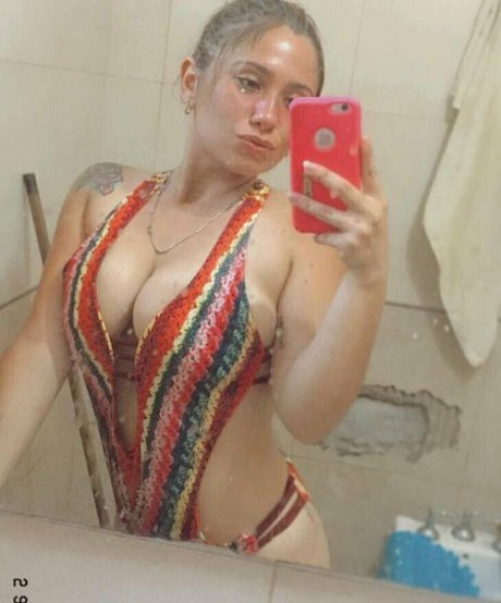 unexpected onlyfans exclusive photos