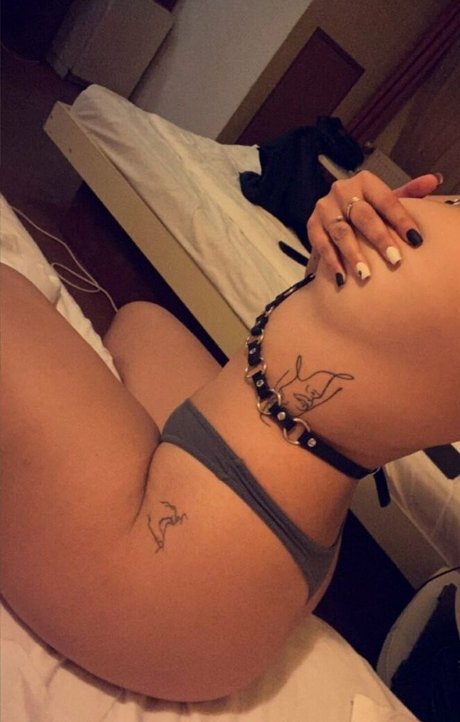 claudiroxa nude actress pictures