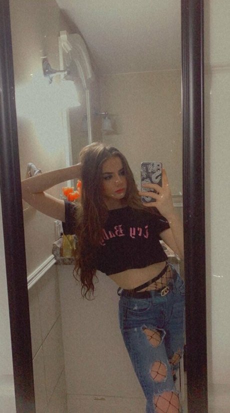 Alyshia Harvey beautiful actress photos