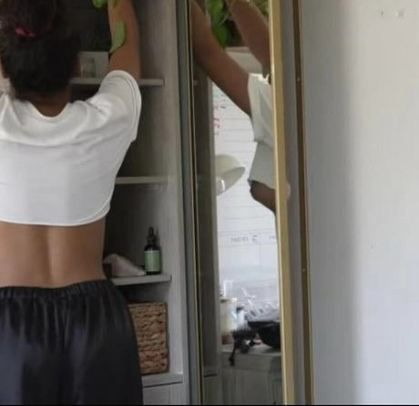 Lexi Vee star art photos