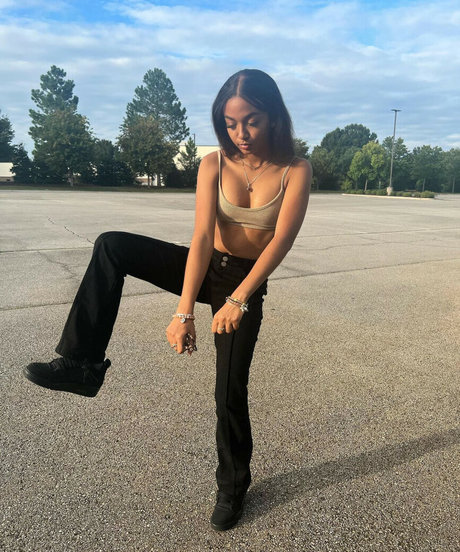 Lexi Vee erotic star photo