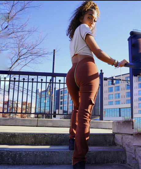 Lexi Vee star beautiful gallery