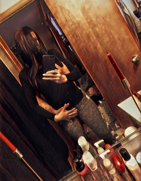 HotwifeGoodLife33 naked actress pics