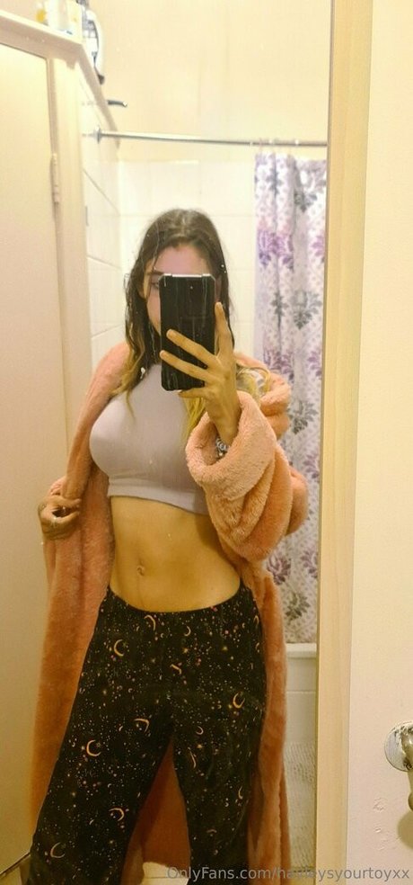 hayleysyourtoyxx adult actress pictures