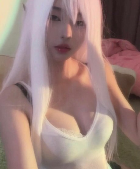 Daturakisses model perfect img