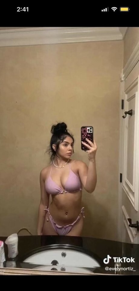 Evelyn Ortiz star nice images