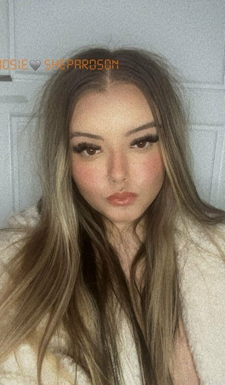 errrrradiorr model erotic pictures