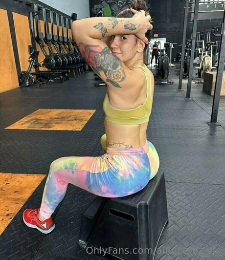 twink onlyfans hot pic