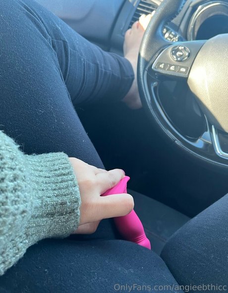 angieebthicc exclusive actress photo