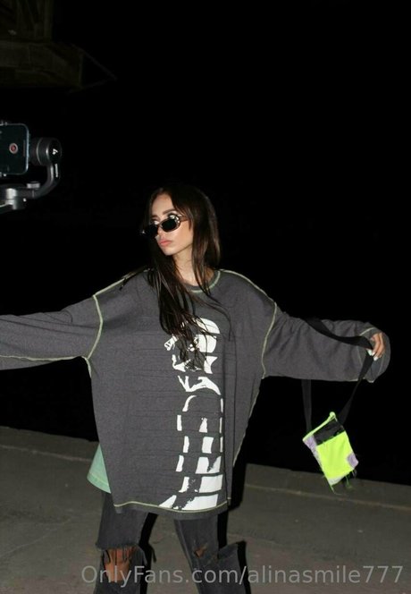 cum on glasses onlyfans hot xxx pictures