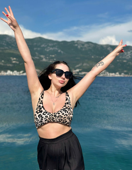 mia vixen free model beautiful img