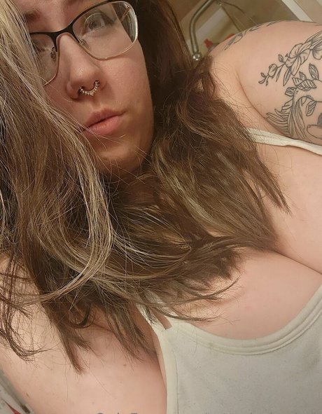 summer trans onlyfans erotic image