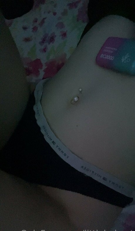 littlebabyyt model sexy pictures