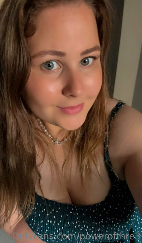 powerofthre3 top pornstar image