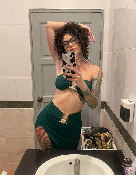 iamvirtuallady pretty model photos