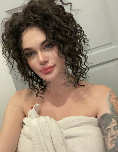 iamvirtuallady pornstar adult photo