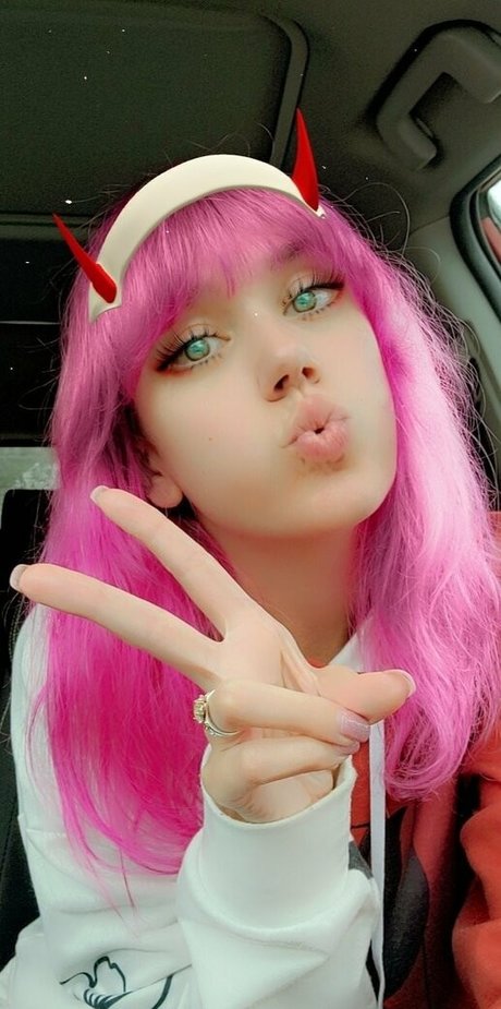 brattty succubus hd model img