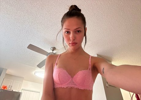 fayefayebaby naked actress gallery