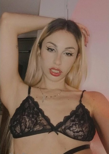 princesspassengerr model naked image