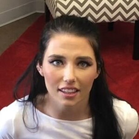 Baxters Blowies pretty actress img