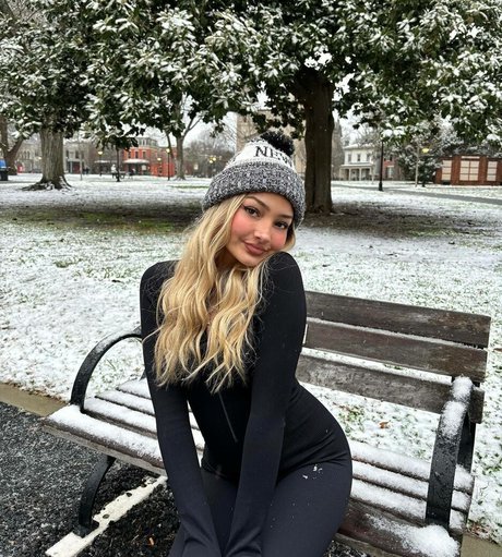 Ava Alfaro beautiful star galleries