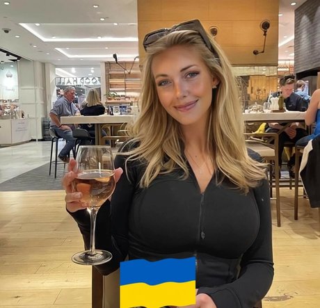 Rachel Dixon free star pic