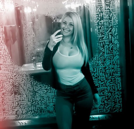 Rachel Dixon erotic pornstar archive