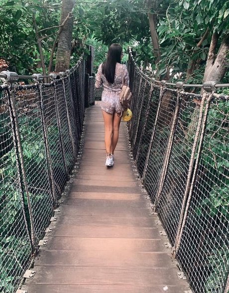 Chloe Reynolds star art image