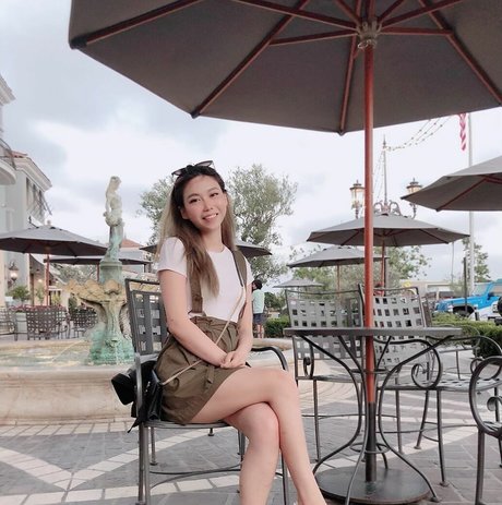 teacher milf onlyfans erotic galleries