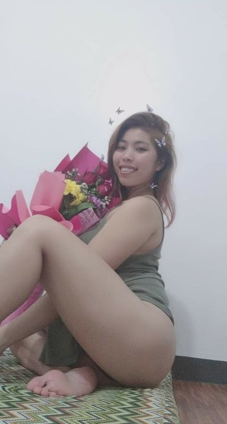 BustyCia pretty star pictures