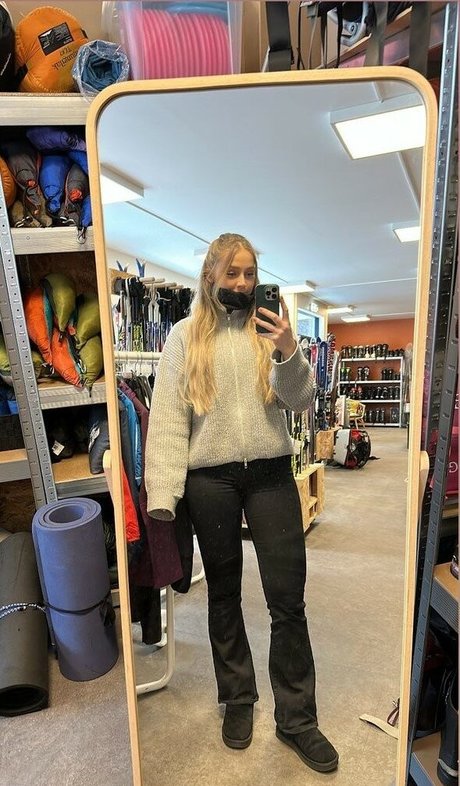 Musarita star art image