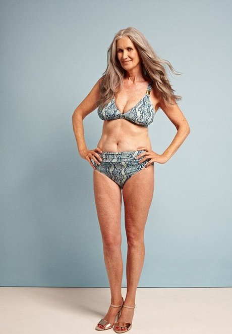 busty mom onlyfans sexy nude img