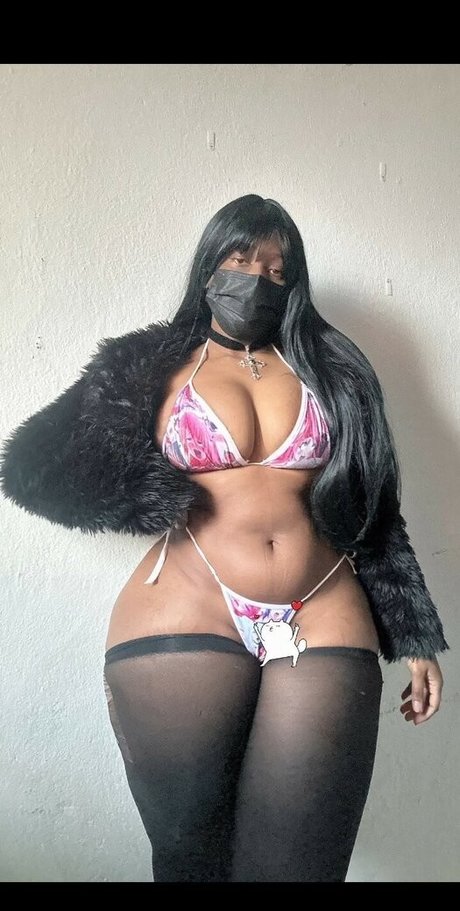 busty bbw onlyfans art naked archive