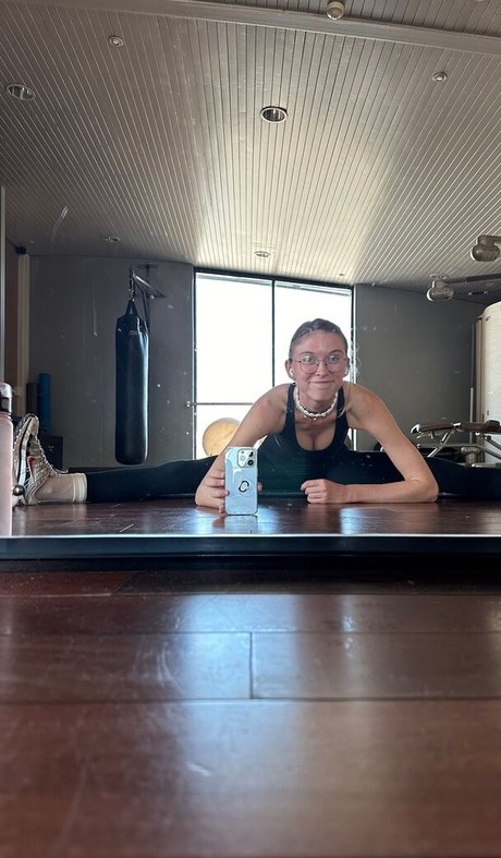 YouRina hot pornstar pictures