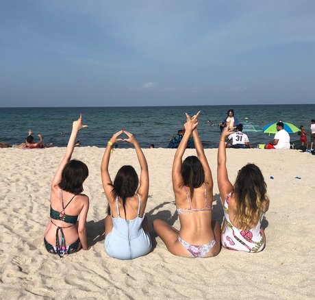 Kelly Christina Baltazar model erotic gallery