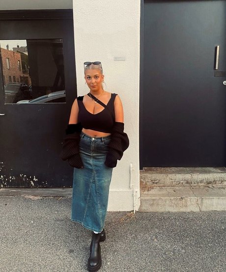 shemale fucks girl onlyfans adult photo