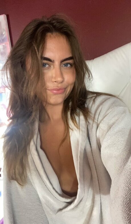 Selina Bentz erotic pornstar pics