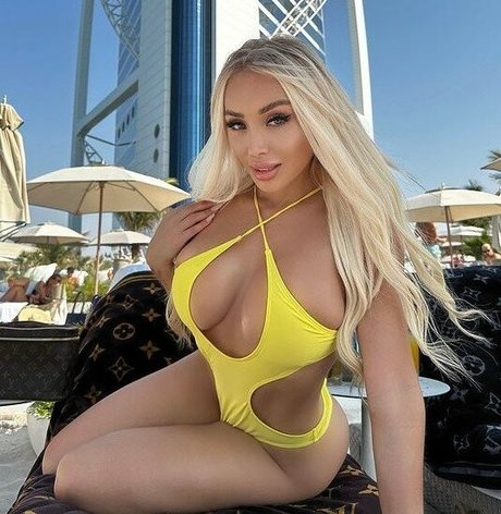 body onlyfans art nude gallery