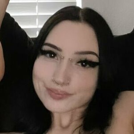 Emilyy Manson model sexy galleries