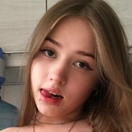 Mia Milkerss star free img