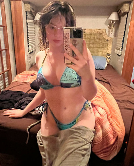 caught masturbating onlyfans beautiful xxx img