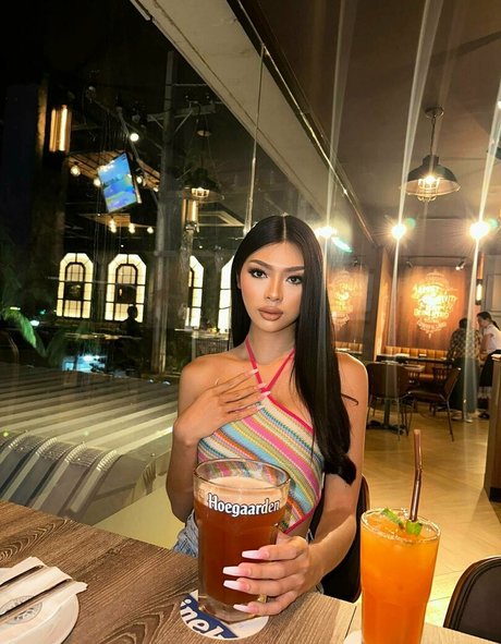 milf strip onlyfans hot nude images