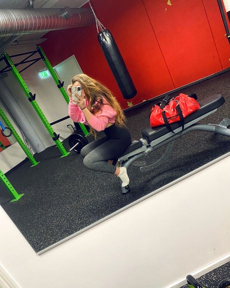 Ronjalexandra pornographic actress archive