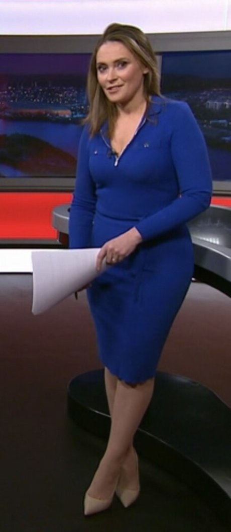 Laura Miller beautiful actress photos