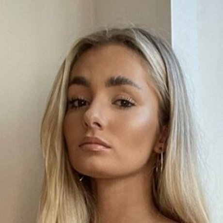 rosecassidy nude model archive