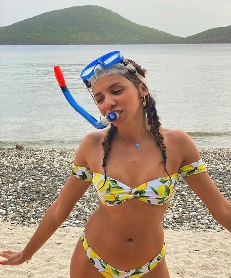 Riri Bichri model pretty picture